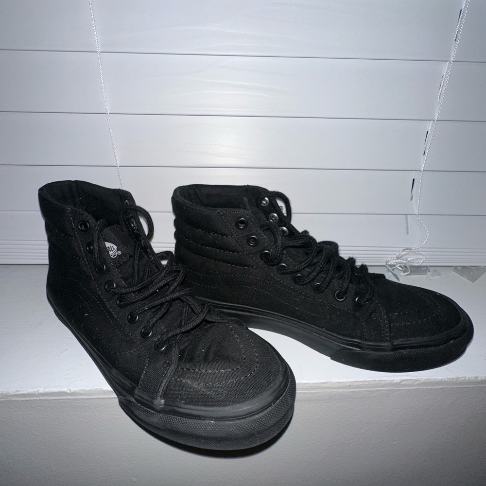 Vans Black Sk8-Hi Slim